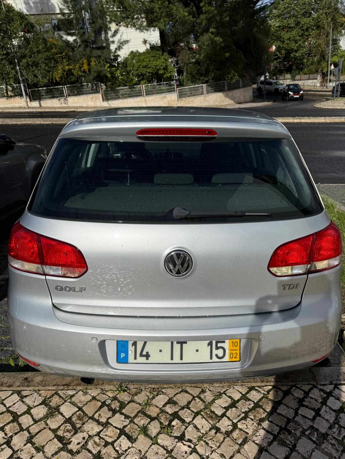 volkswagen-golf-1-6-tdi-2010-diesel-1598cc