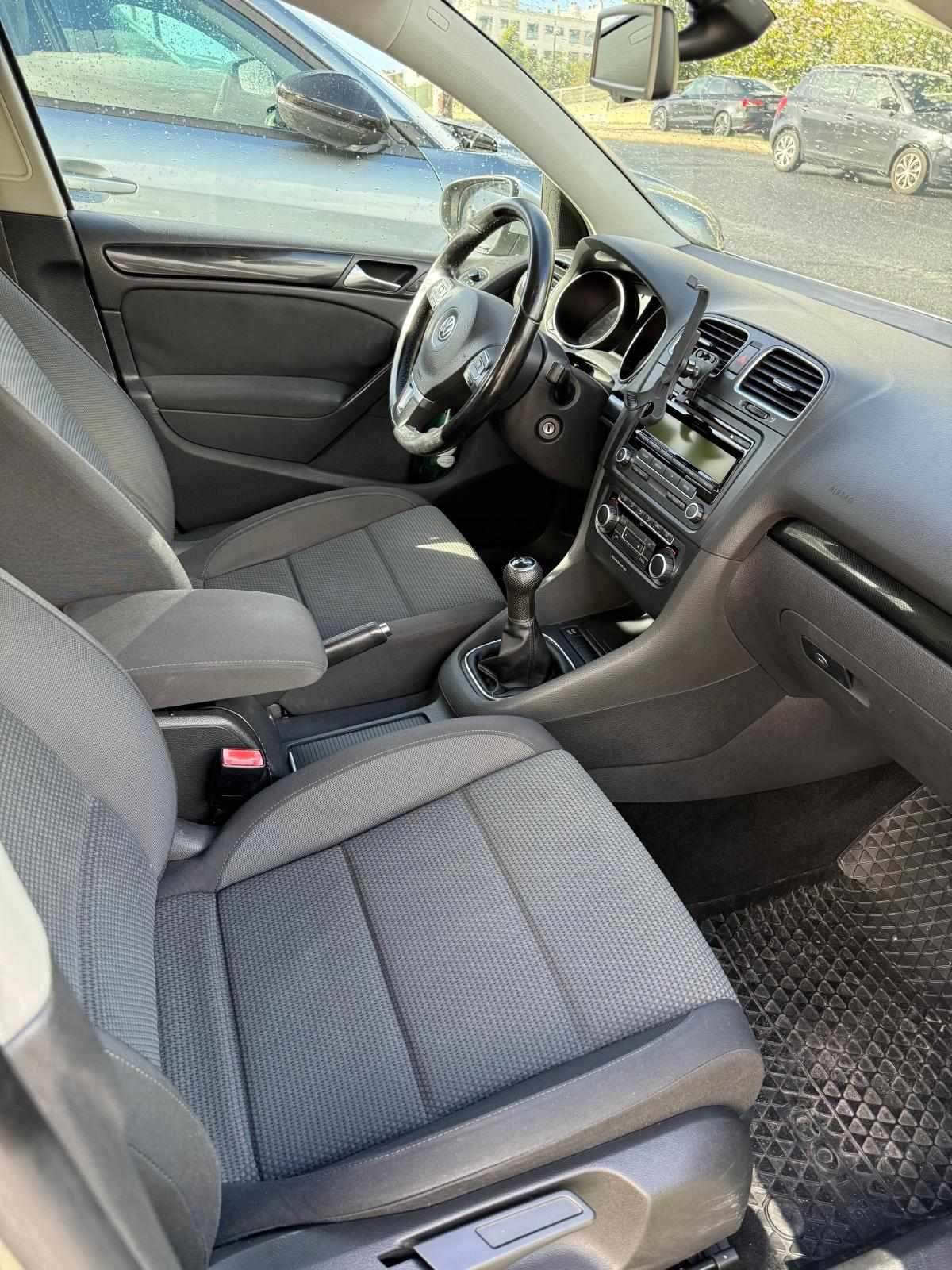 volkswagen-golf-1-6-tdi-2010-diesel-1598cc