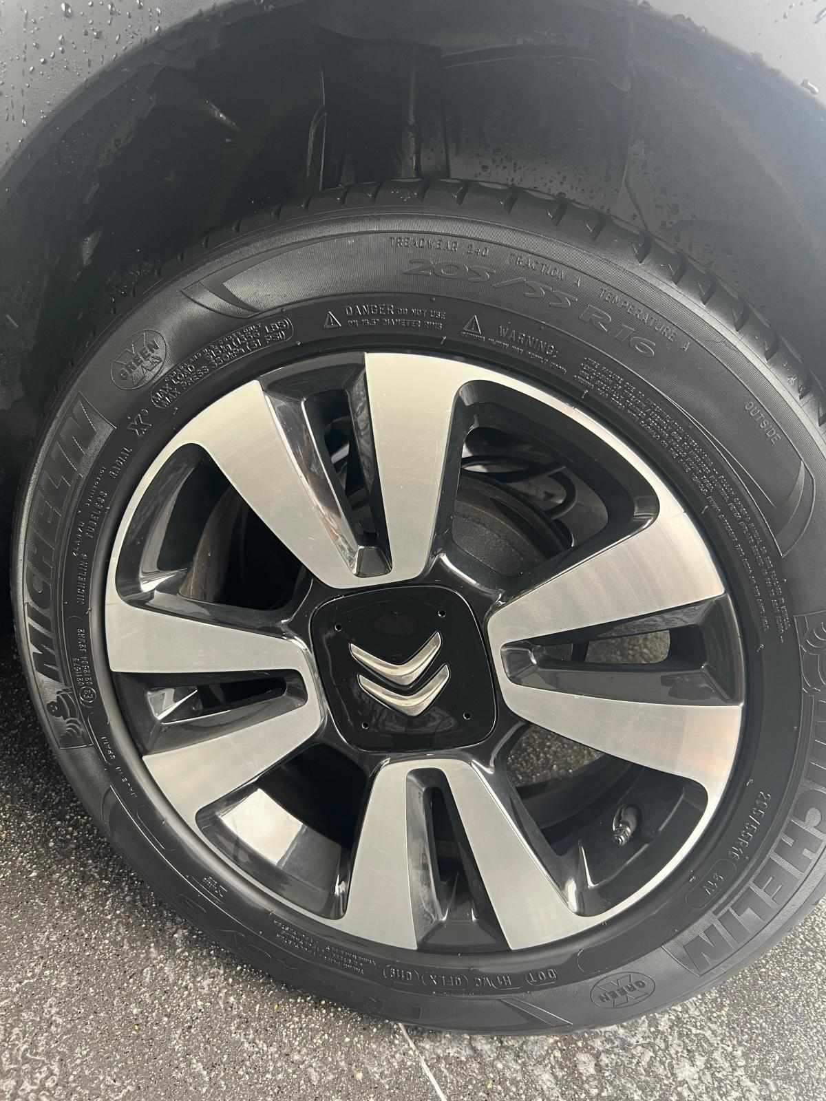 citroen-c3-1-2-vti-2019-gasolina-1199cc