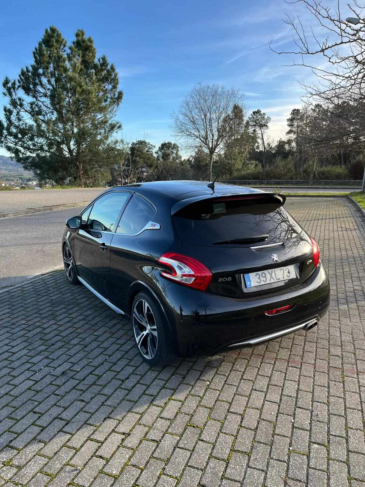 peugeot-208-gti-1-6-thp-2015-gasolina-1598cc