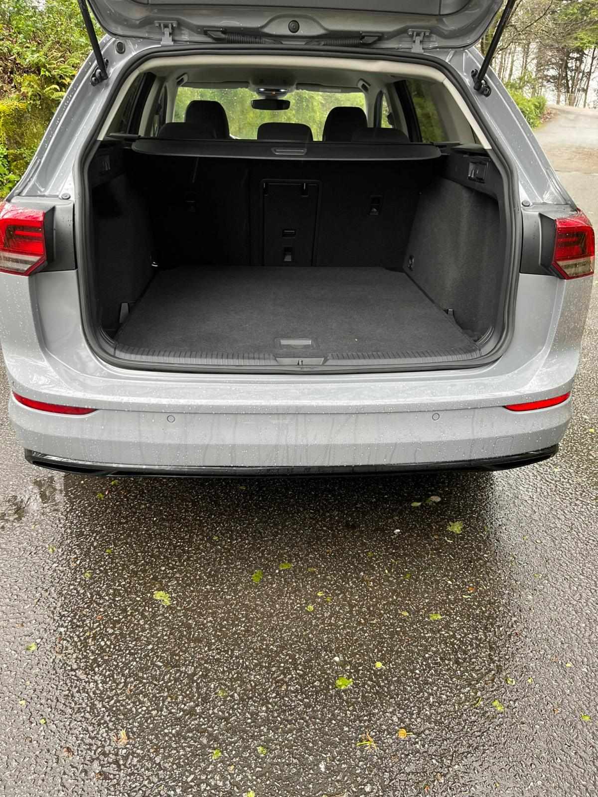 volkswagen-golf-2-0-tdi-2021-diesel-1968cc