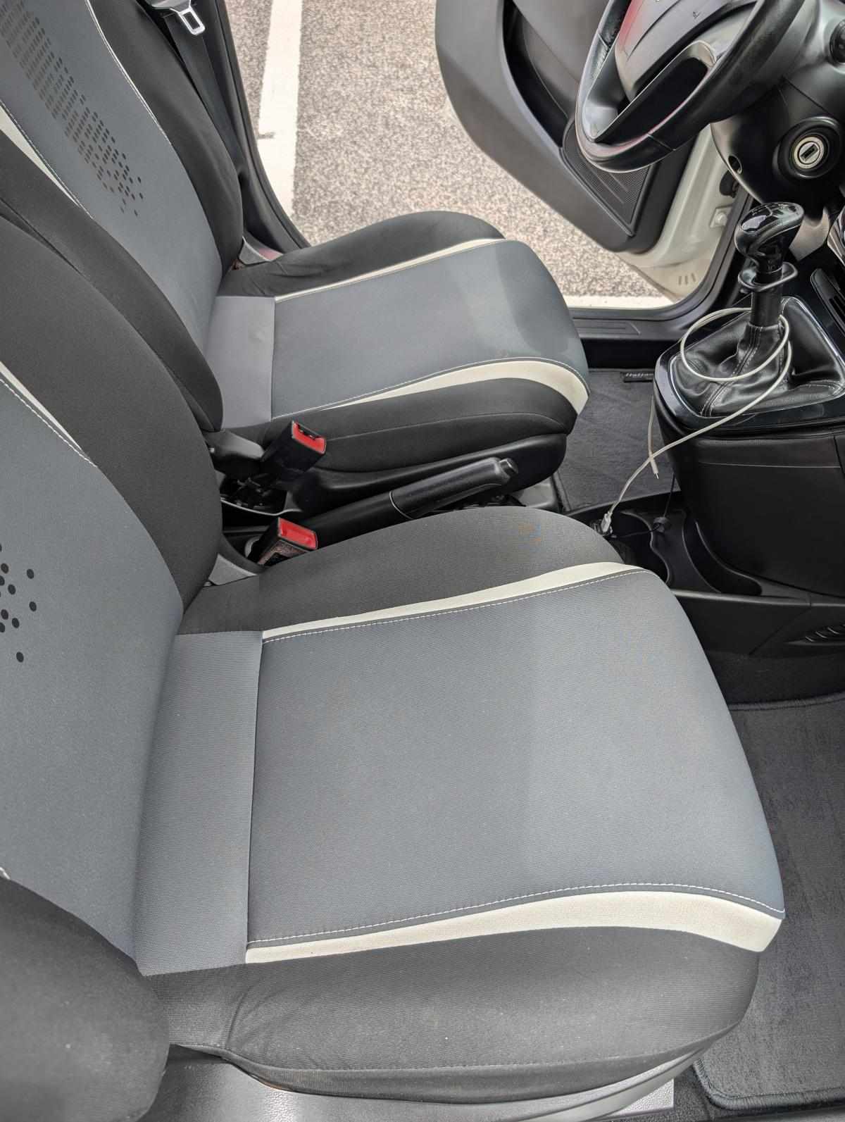 lancia-ypsilon-1-2-69cv-2015-gasolina-1242cc