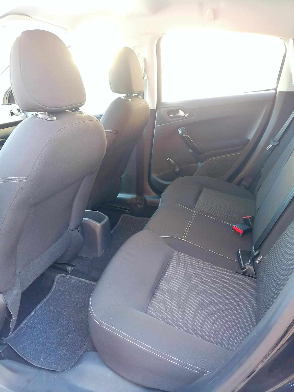 peugeot-208-1-2-vti-2017-gasolina-1199cc