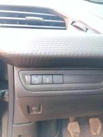 peugeot-208-1-2-vti-2017-gasolina-1199cc