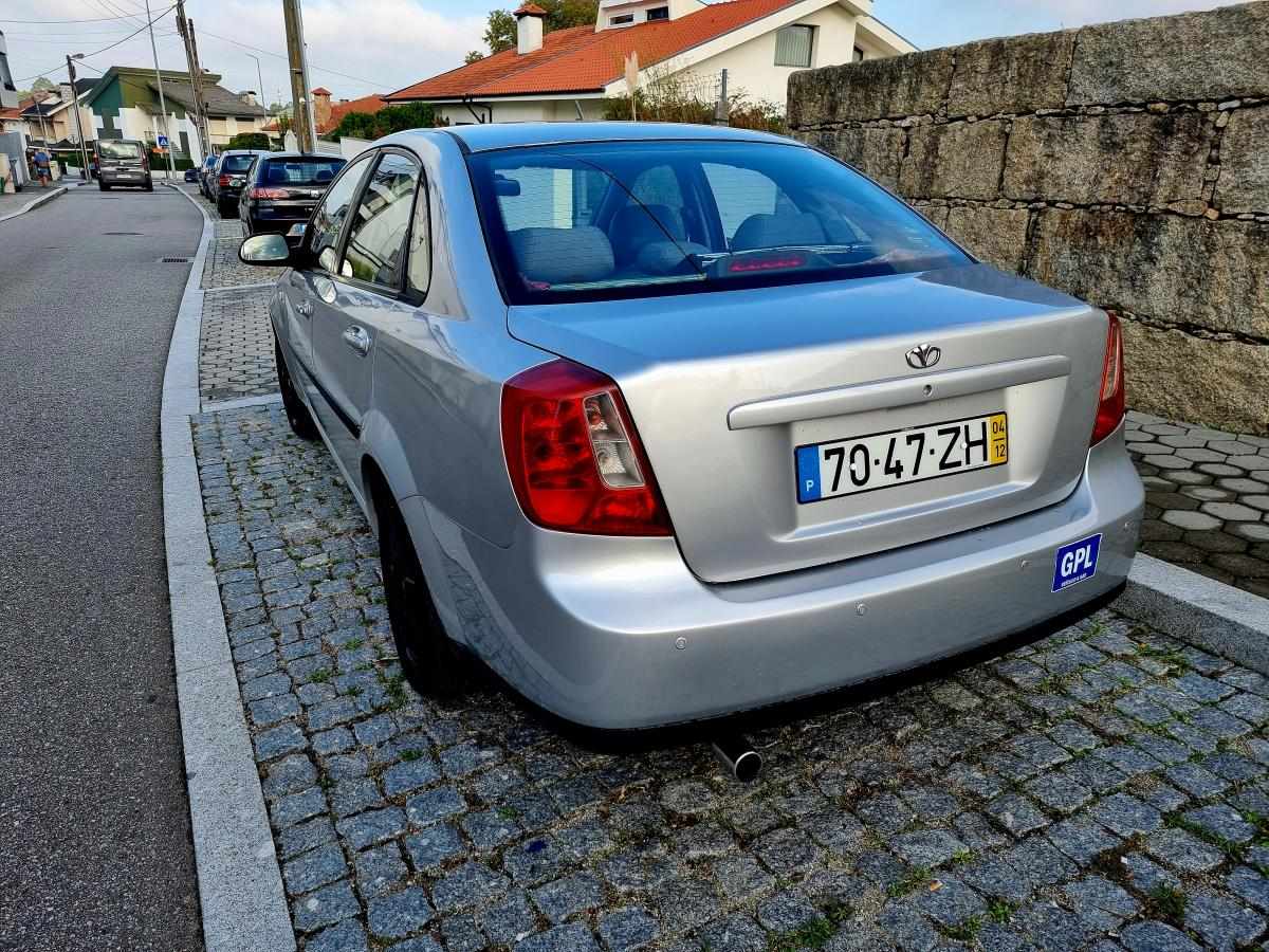 daewoo-nubira-1-6-2004-gasolina-1597cc