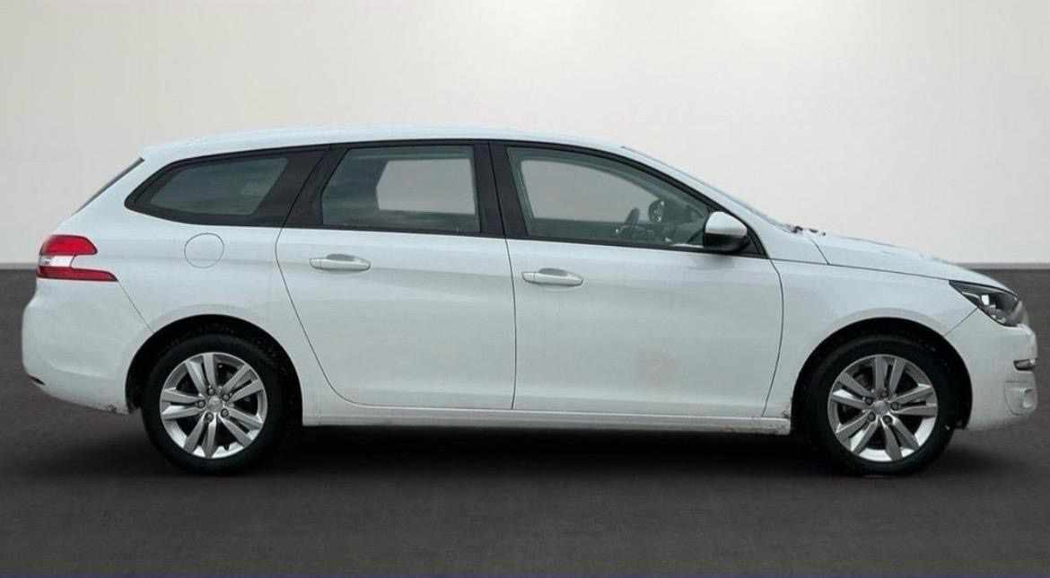 peugeot-308-sw-1-6-blue-hdi-2015-diesel-1600cc