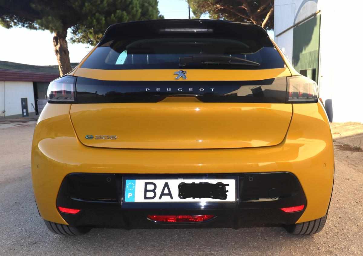 peugeot-e-208-ev-50-kwh-2020-eletrico