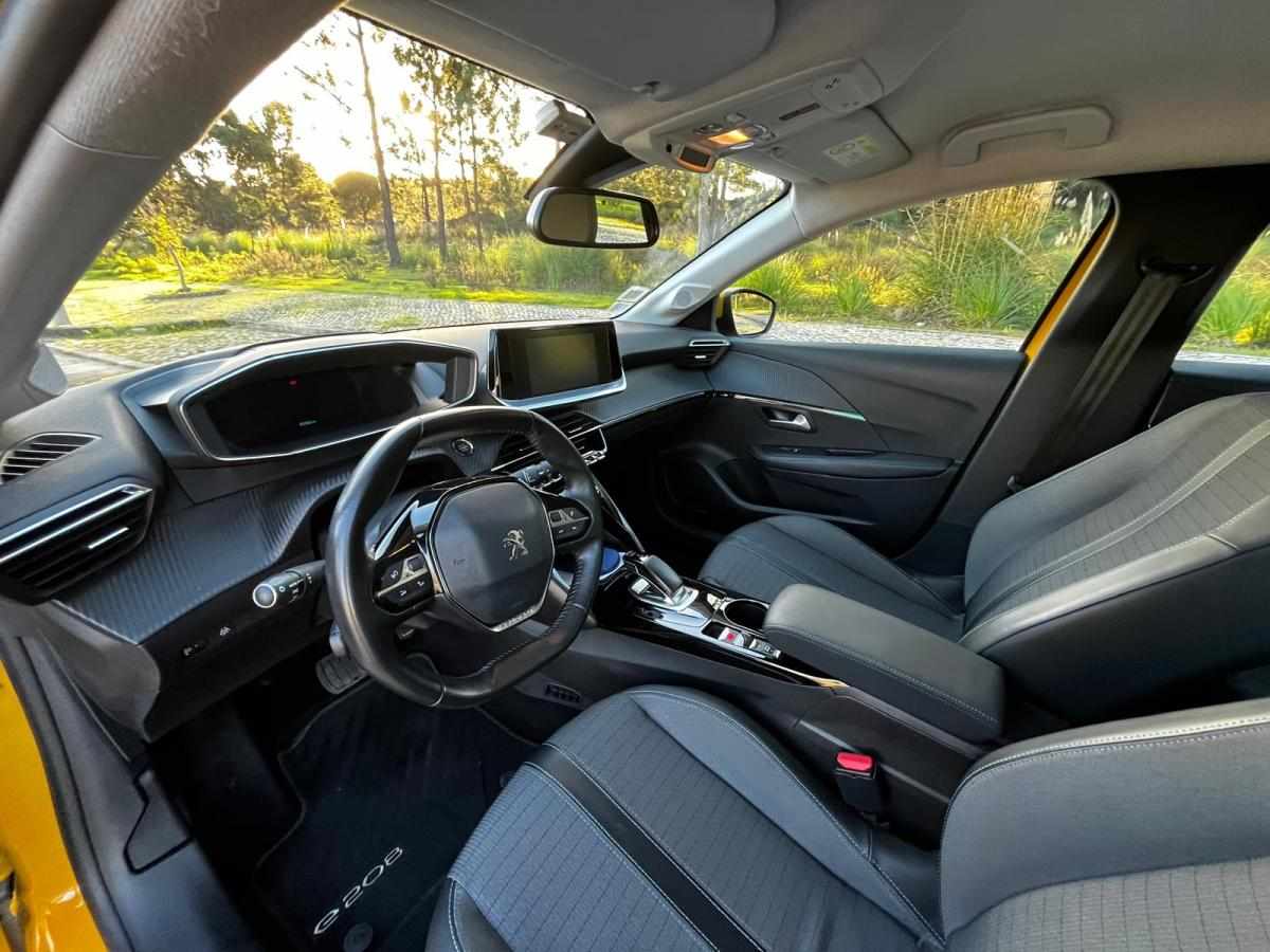 peugeot-e-208-ev-50-kwh-2020-eletrico