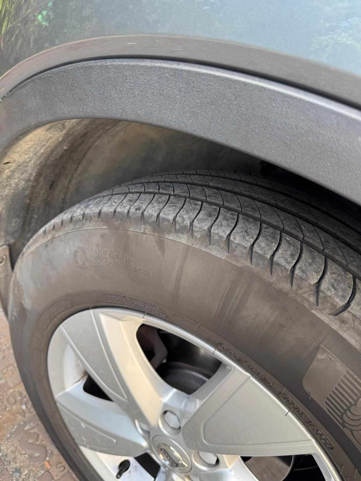 volvo-xc40-1-5-t3-2019-gasolina-1477cc