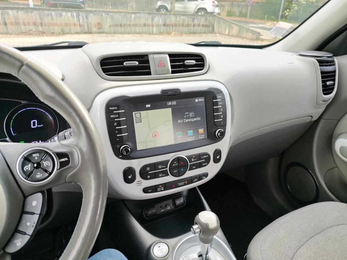 kia-soul-27-kwh-2017-eletrico