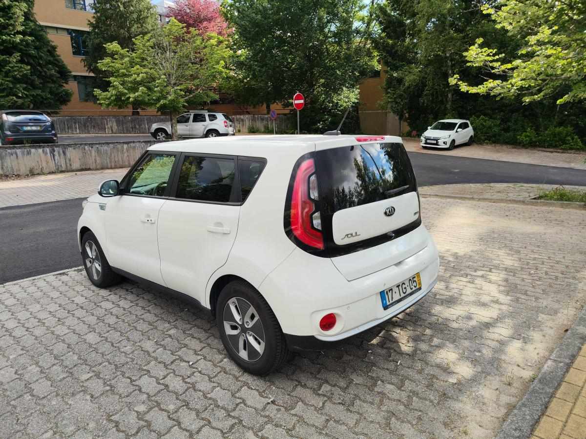 kia-soul-27-kwh-2017-eletrico