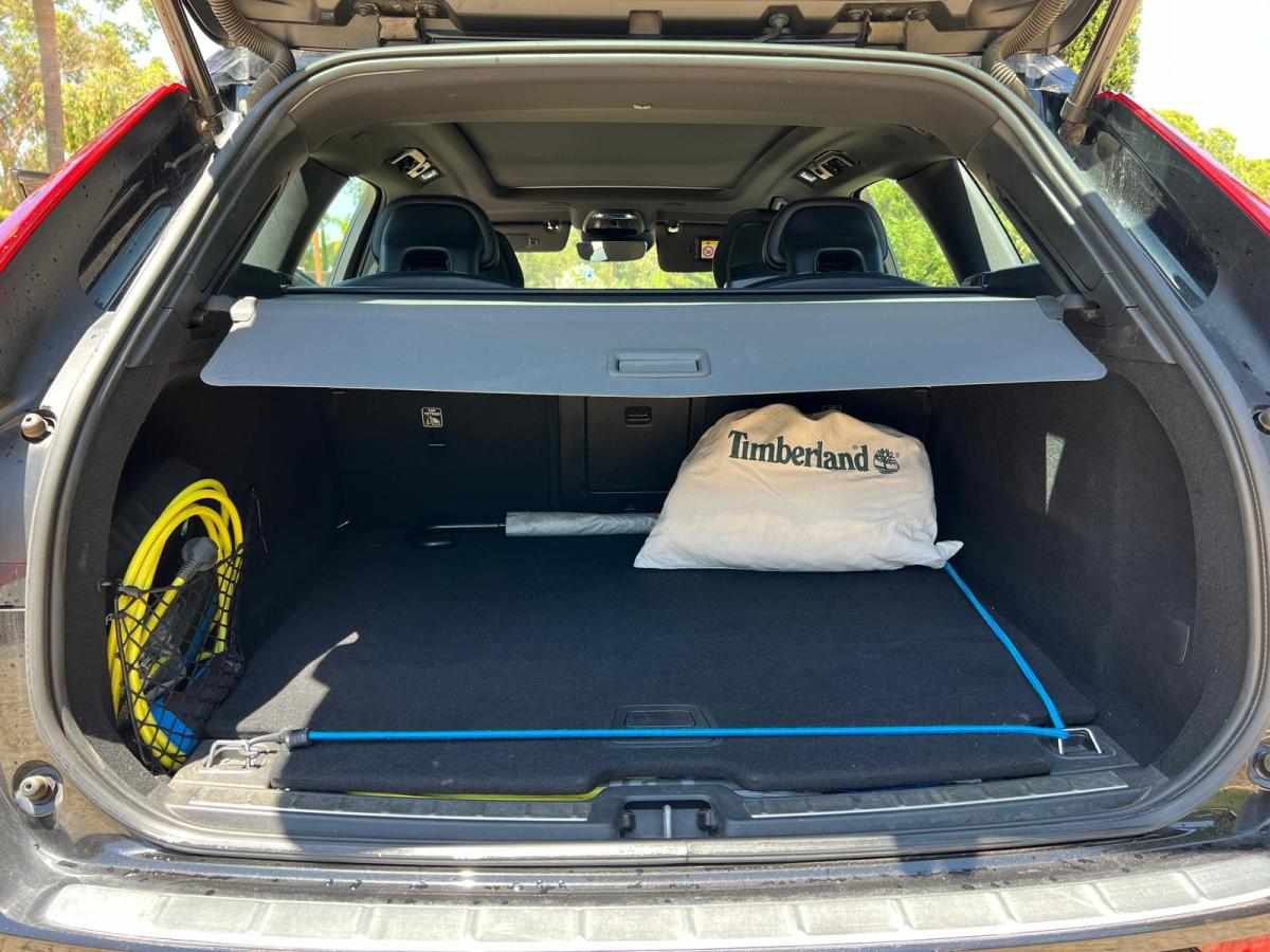 volvo-xc60-t8-twin-engine-awd-2018-gasolina-1969cc