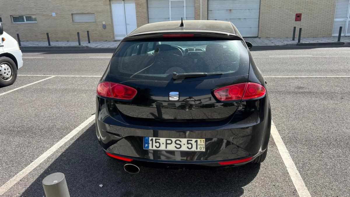 seat-leon-1-6-tdi-2011-diesel-1598cc