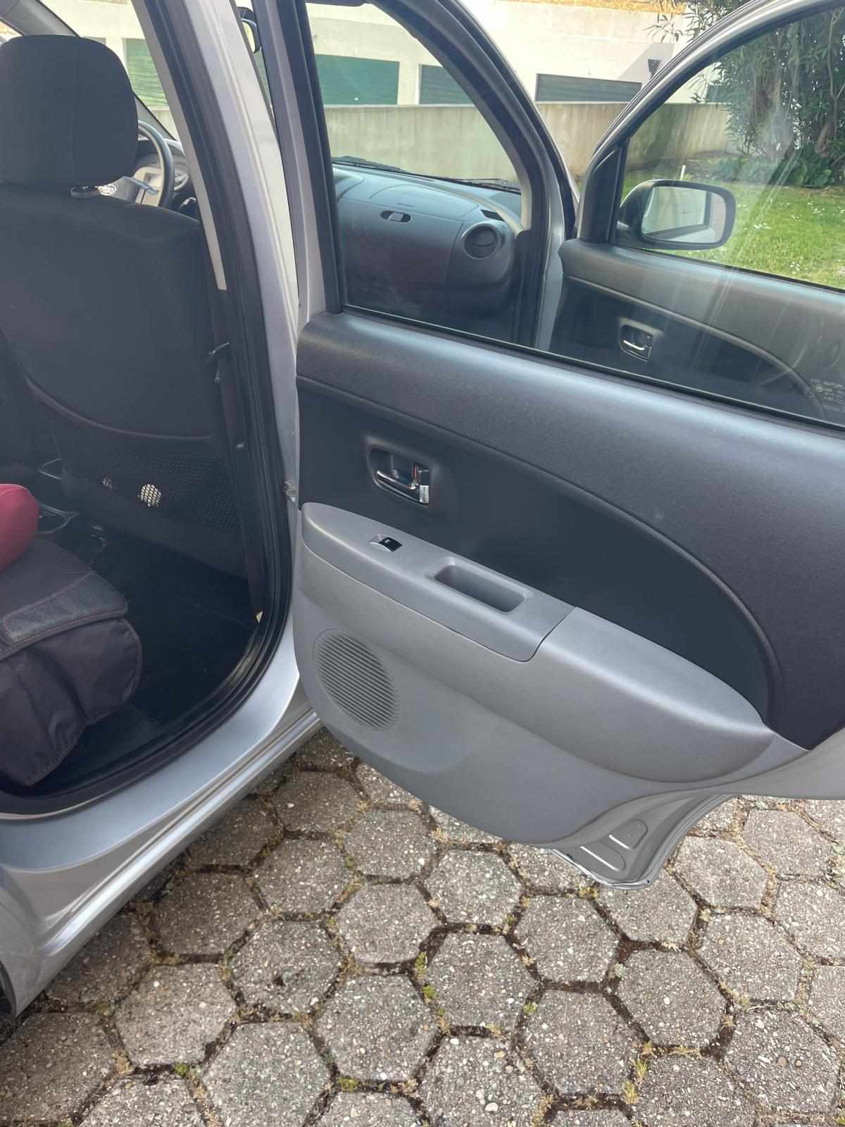 subaru-justy-1-0-2008-gasolina-998cc