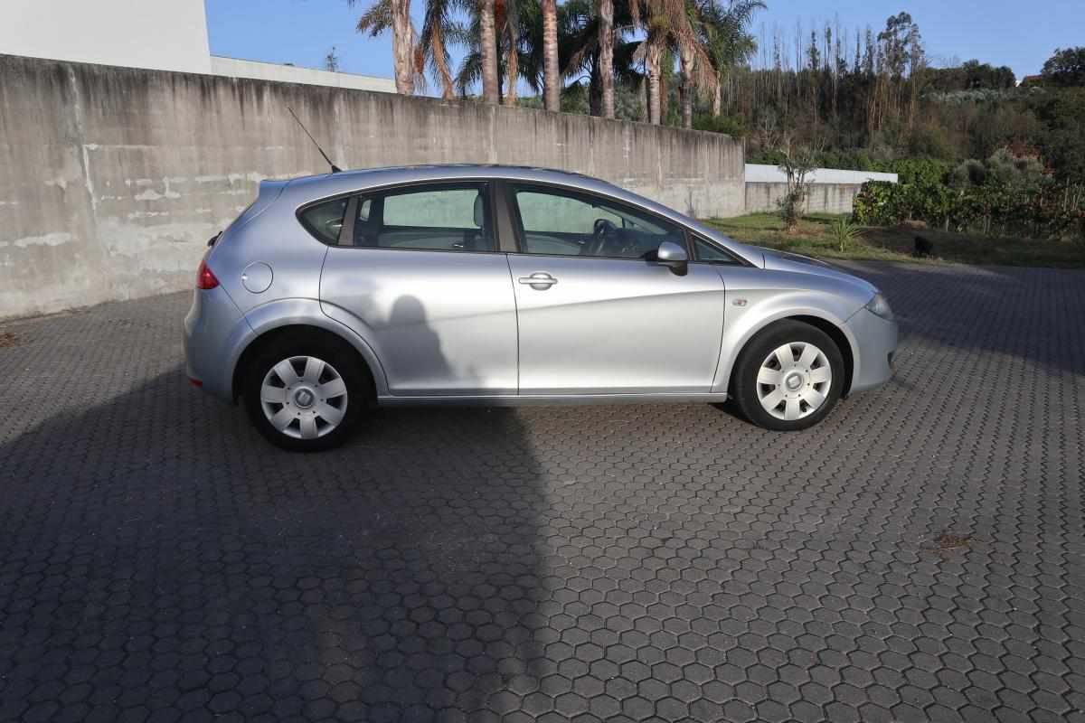 seat-leon-1-9-tdi-2009-diesel-1896cc