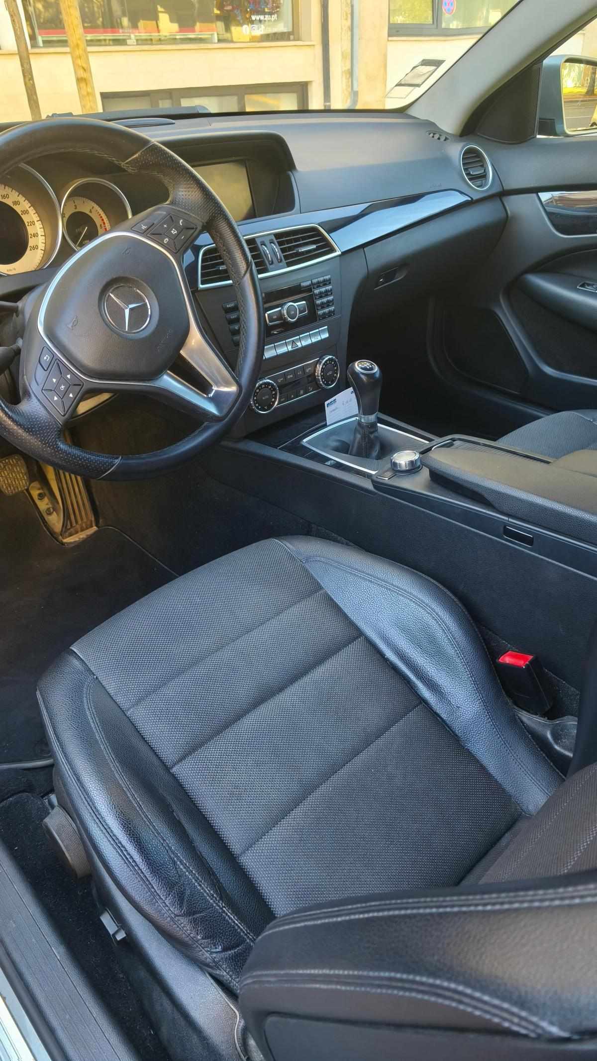 mercedes-benz-classe-c-c-220-cdi-2-1-2011-diesel-2143cc