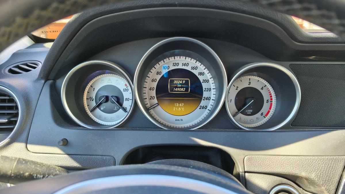 mercedes-benz-classe-c-c-220-cdi-2-1-2011-diesel-2143cc