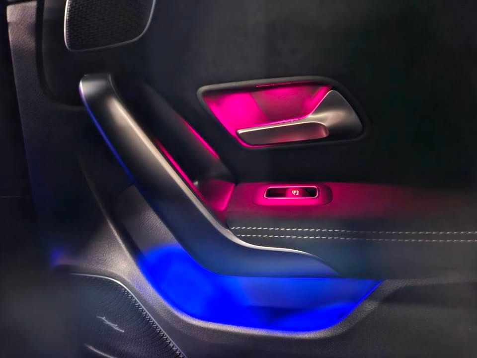 mercedes-benz-cla-250-e-2021-gasolina-1332cc