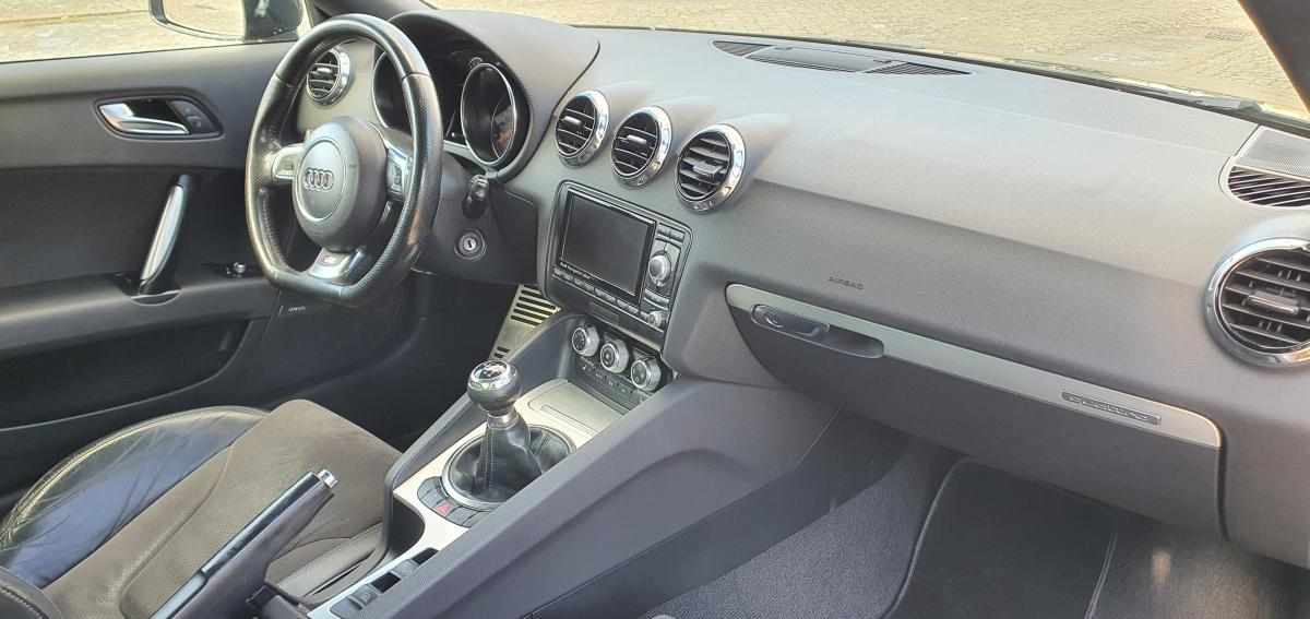 audi-tt-2-0-tdi-dpf-quattro-2010-diesel-1968cc