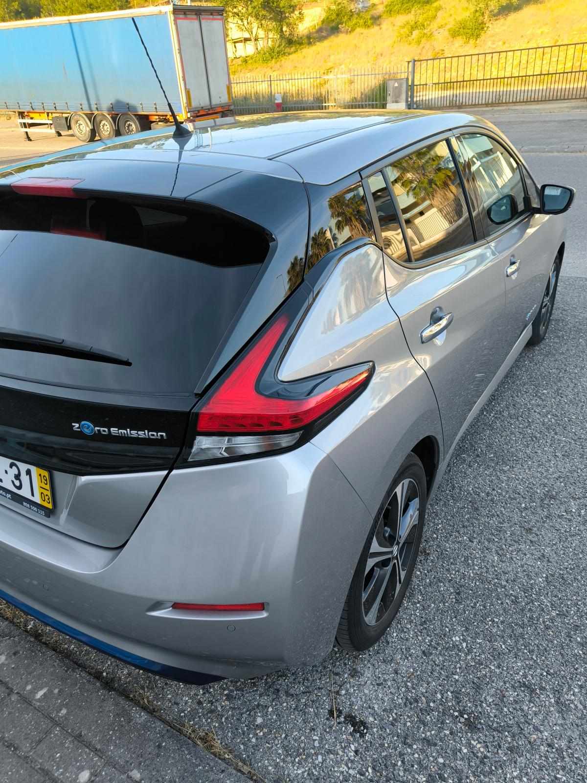 nissan-leaf-40-kwh-2019-eletrico