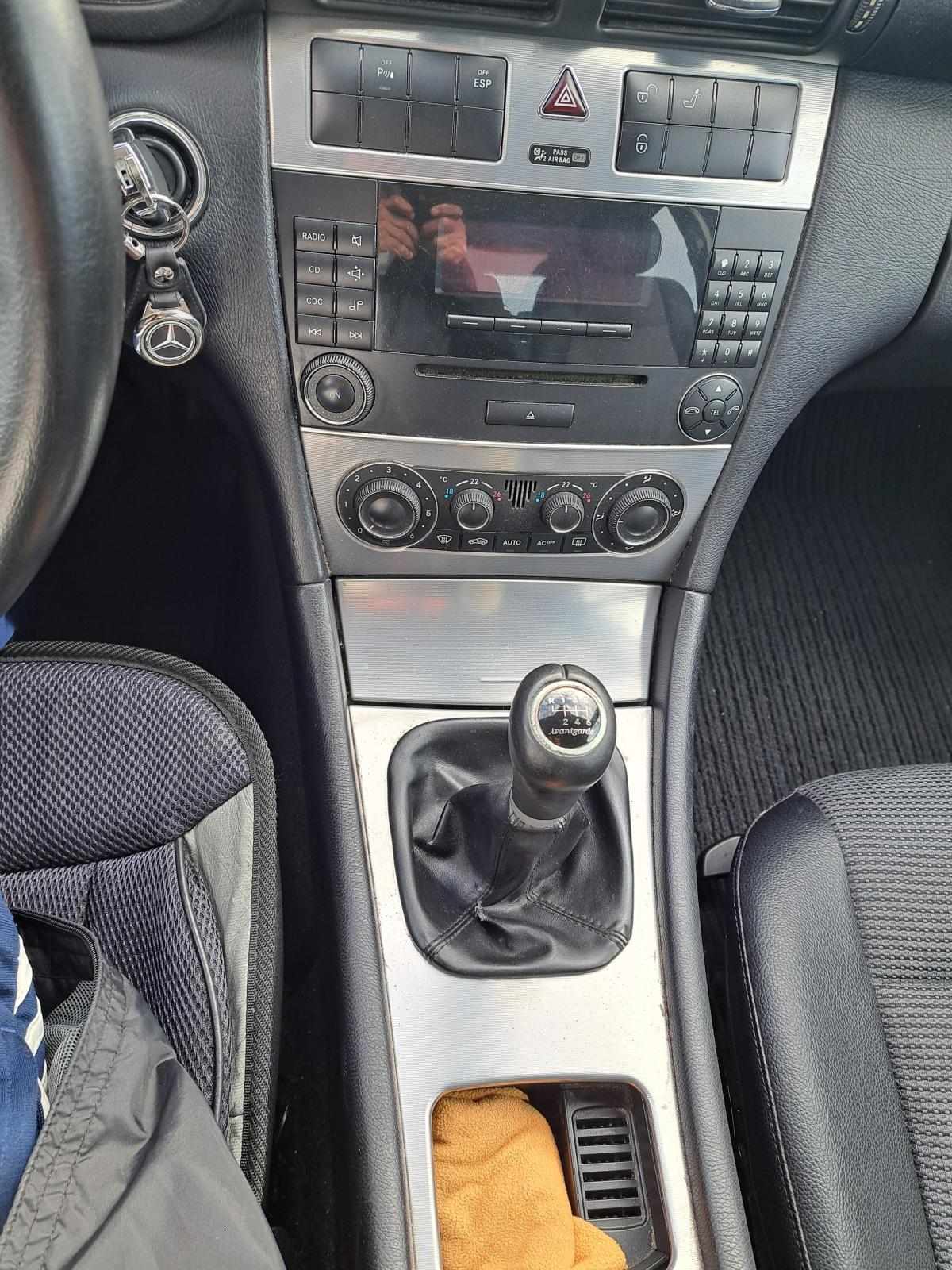 mercedes-benz-classe-c-c-220-cdi-2006-diesel-2148cc