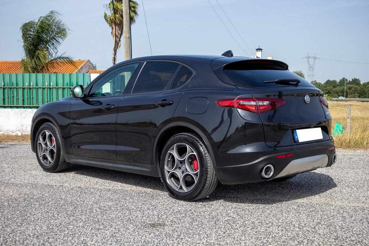 alfa-romeo-stelvio-2-2-jtdm-2018-diesel-2143cc