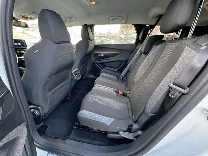 peugeot-5008-1-5-bluehdi-2021-diesel-1499cc