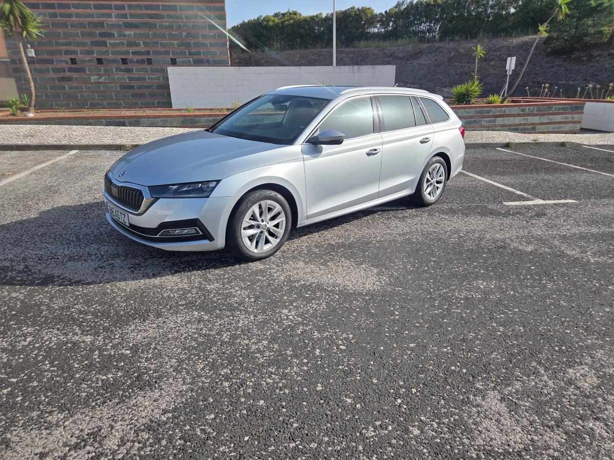 skoda-octavia-2023-diesel-1968cc