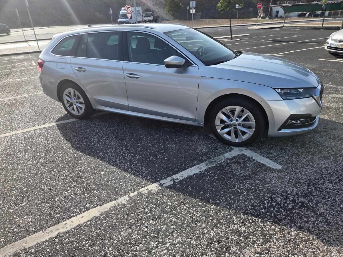 skoda-octavia-2023-diesel-1968cc