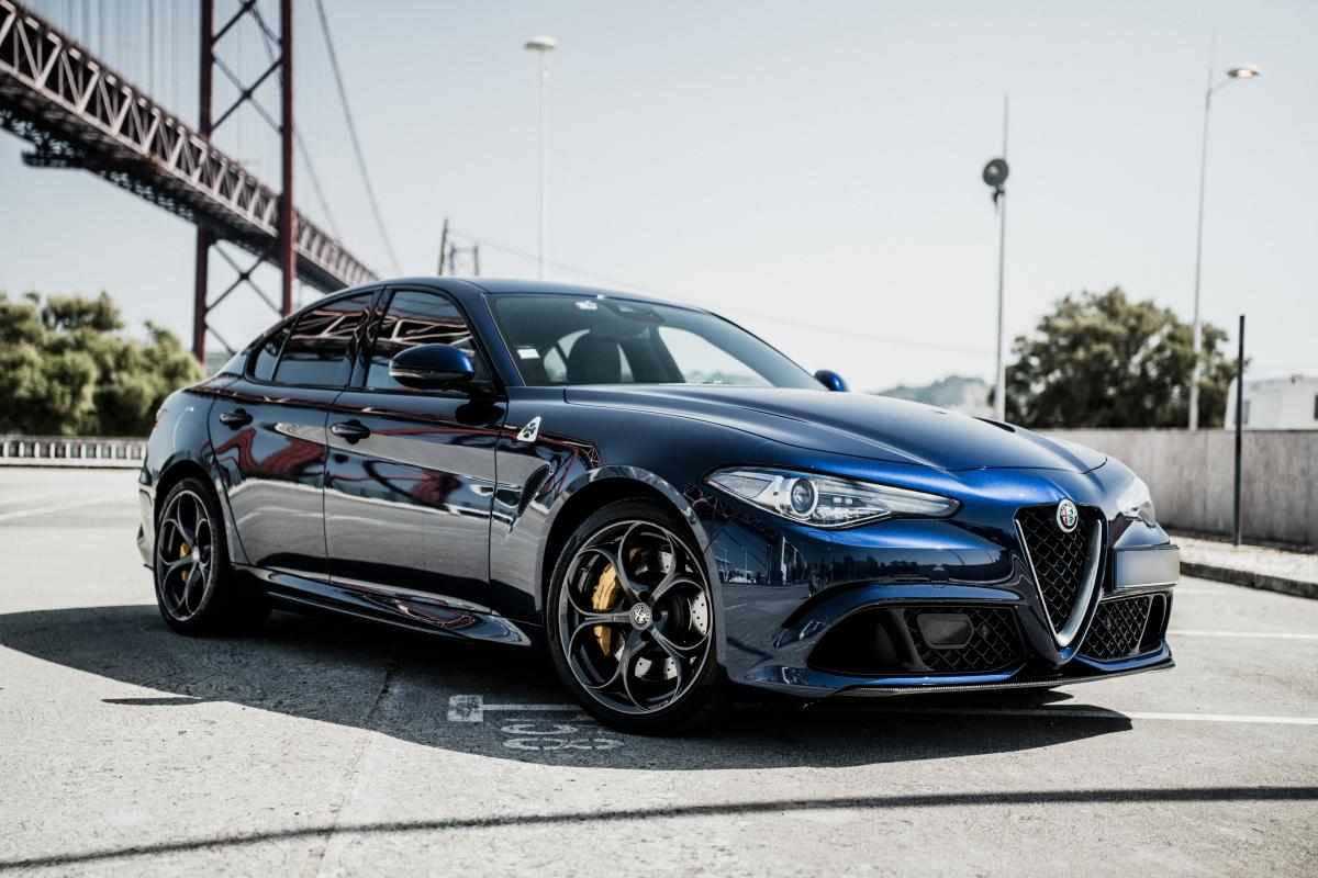 alfa-romeo-giulia-quadrifoglio-2-9-v6-2019-gasolina-2891cc