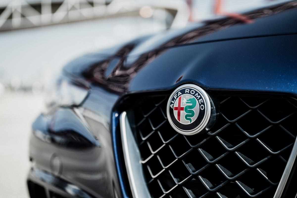 alfa-romeo-giulia-quadrifoglio-2-9-v6-2019-gasolina-2891cc