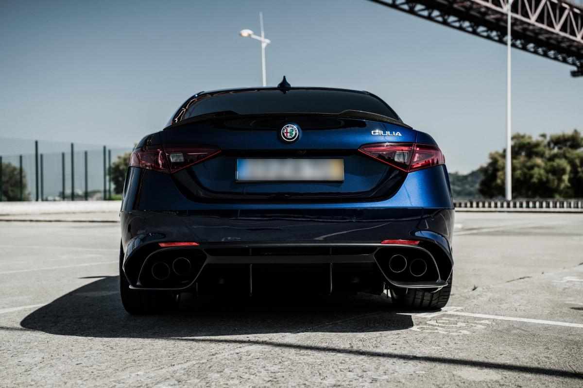 alfa-romeo-giulia-quadrifoglio-2-9-v6-2019-gasolina-2891cc