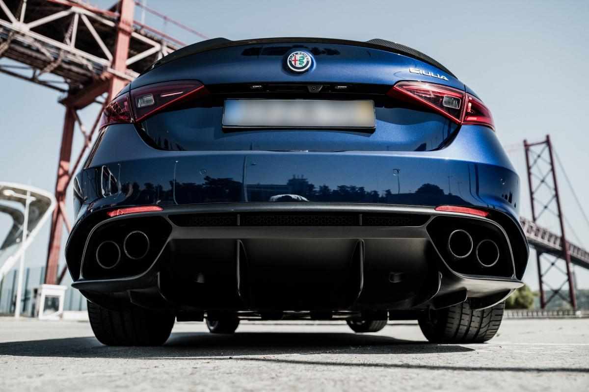 alfa-romeo-giulia-quadrifoglio-2-9-v6-2019-gasolina-2891cc