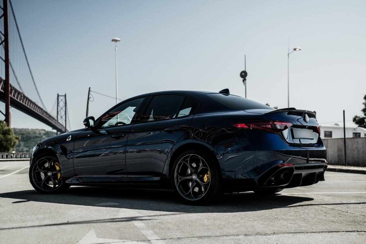 alfa-romeo-giulia-quadrifoglio-2-9-v6-2019-gasolina-2891cc