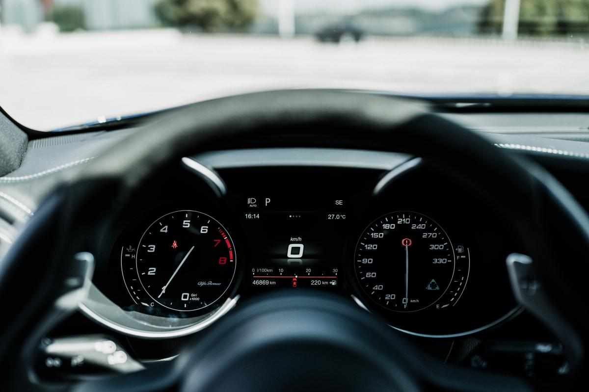 alfa-romeo-giulia-quadrifoglio-2-9-v6-2019-gasolina-2891cc