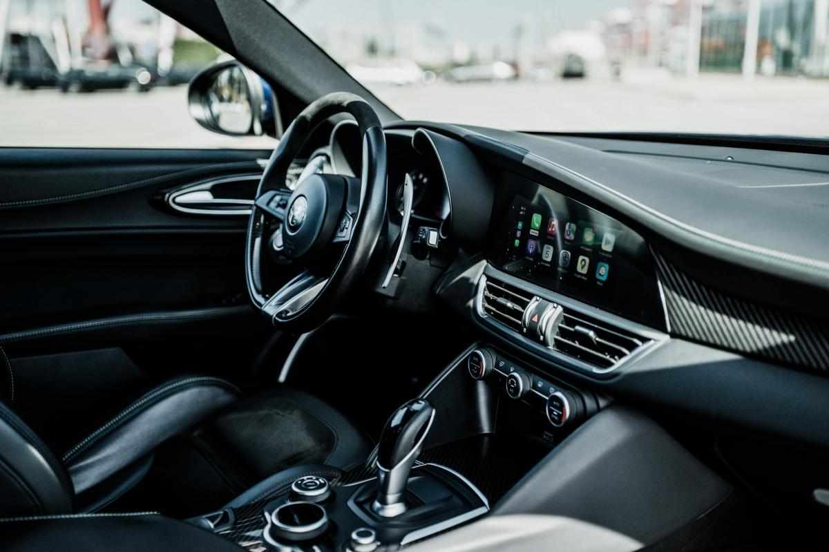 alfa-romeo-giulia-quadrifoglio-2-9-v6-2019-gasolina-2891cc