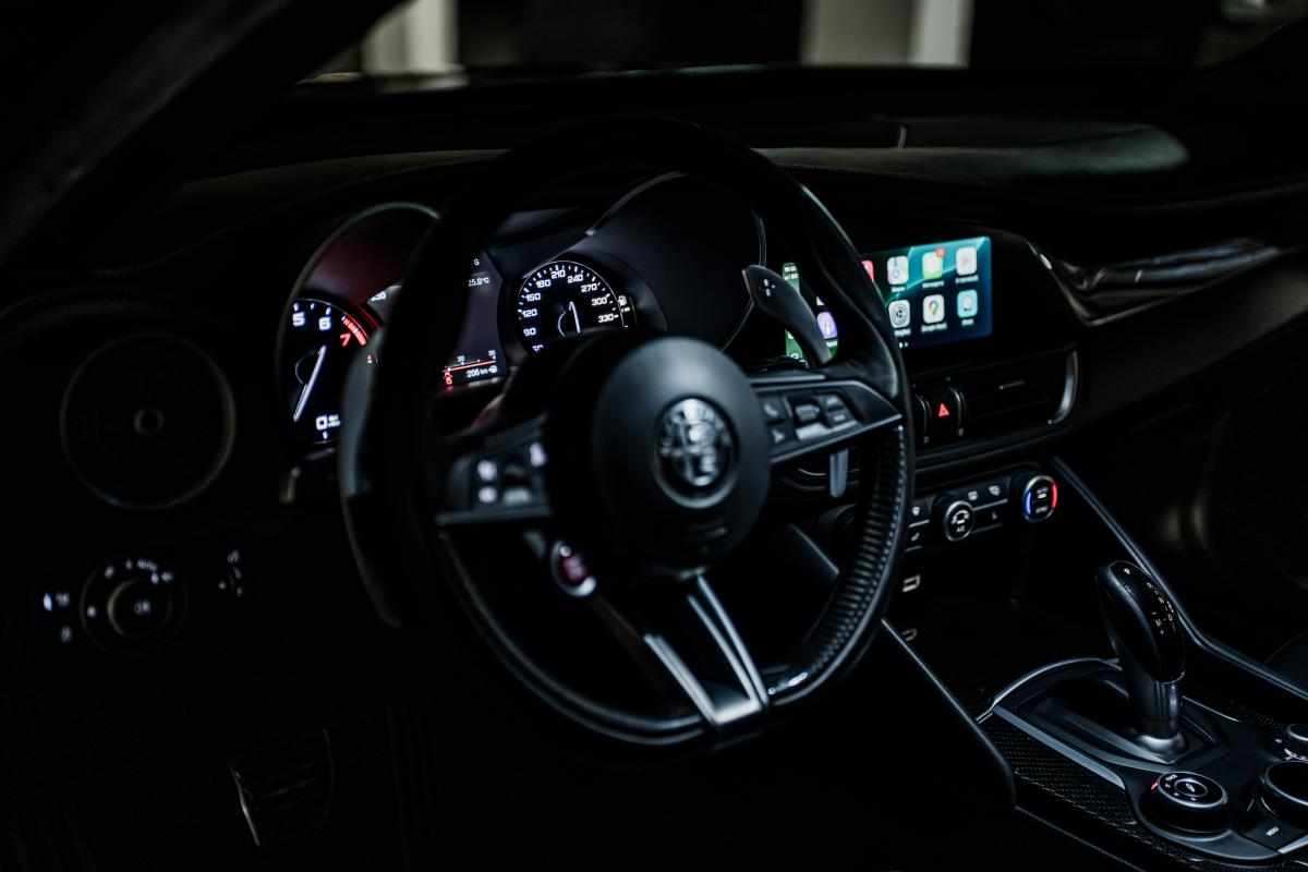 alfa-romeo-giulia-quadrifoglio-2-9-v6-2019-gasolina-2891cc