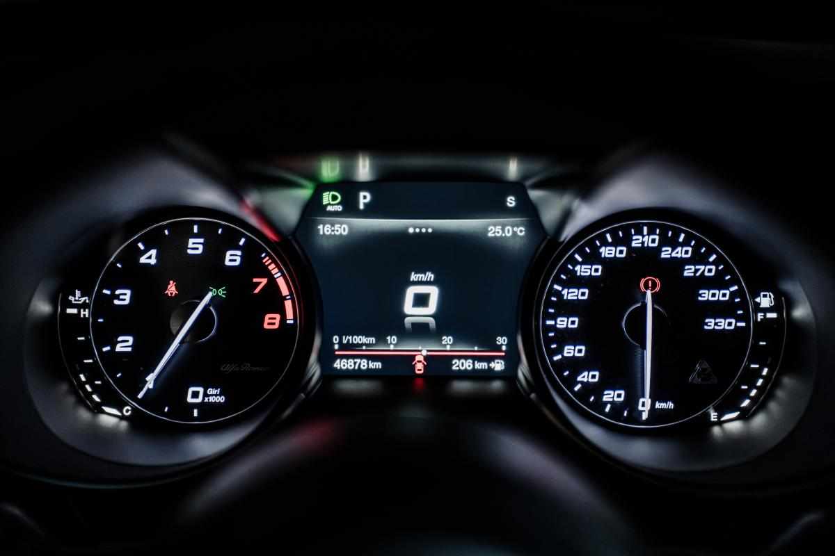 alfa-romeo-giulia-quadrifoglio-2-9-v6-2019-gasolina-2891cc