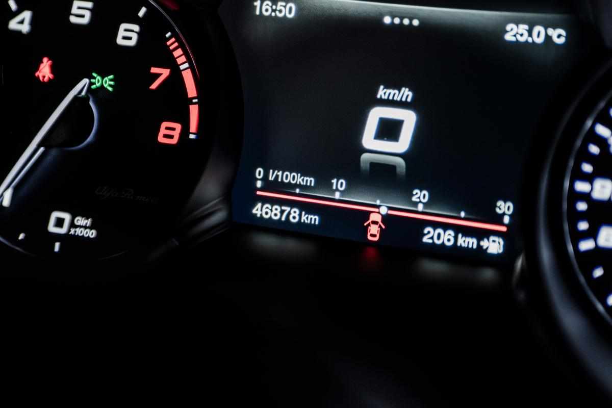 alfa-romeo-giulia-quadrifoglio-2-9-v6-2019-gasolina-2891cc
