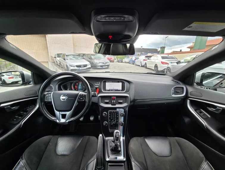 volvo-v40-1-6-d2-2013-diesel-1560cc