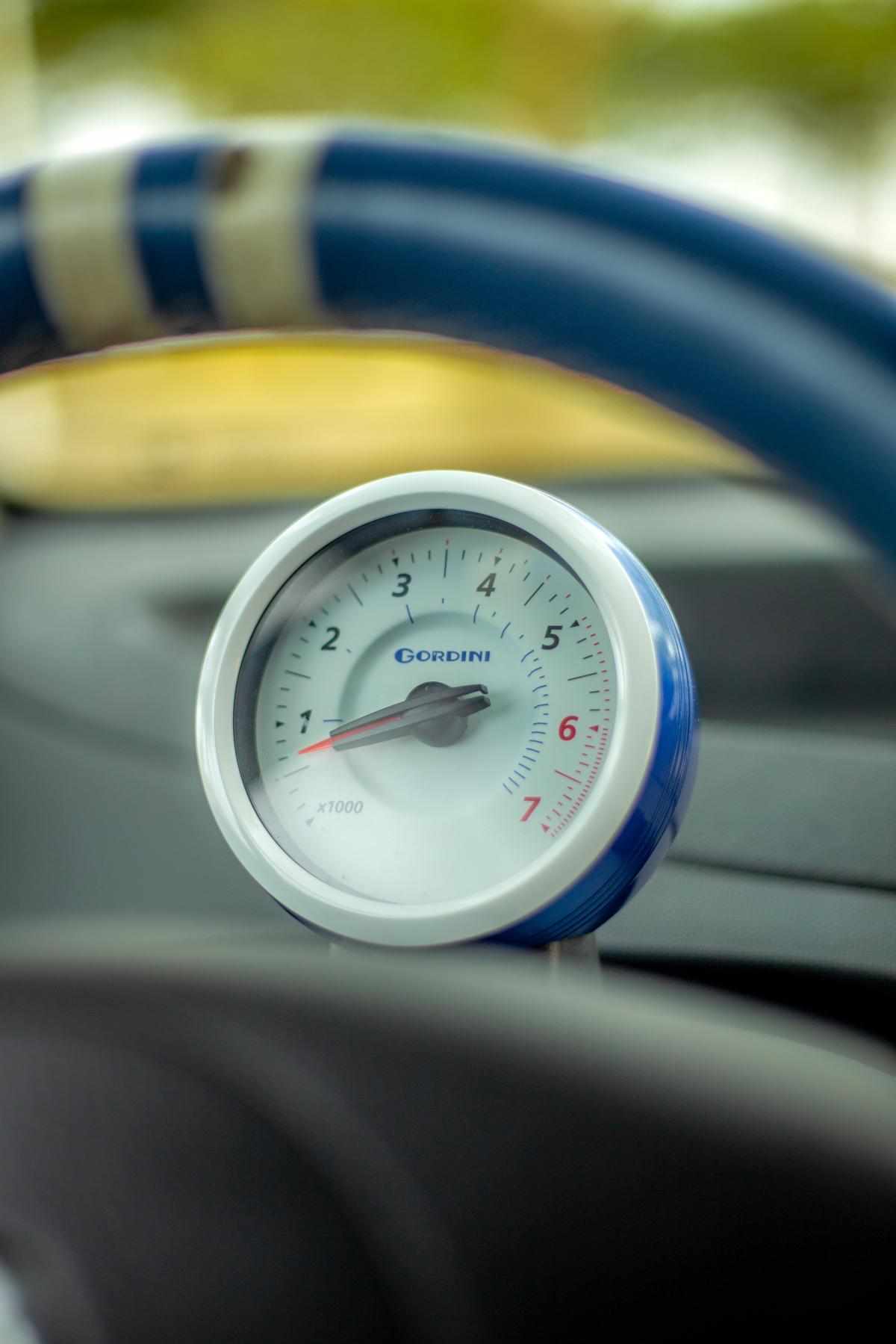 renault-twingo-1-2-tce-1-1-2012-gasolina-1149cc