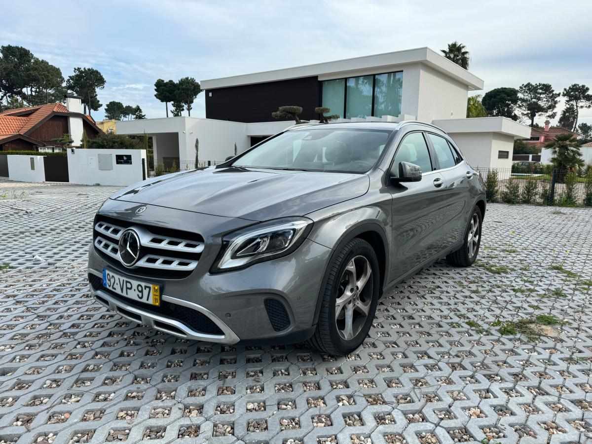mercedes-benz-gla-200-d-2018-diesel-2143cc