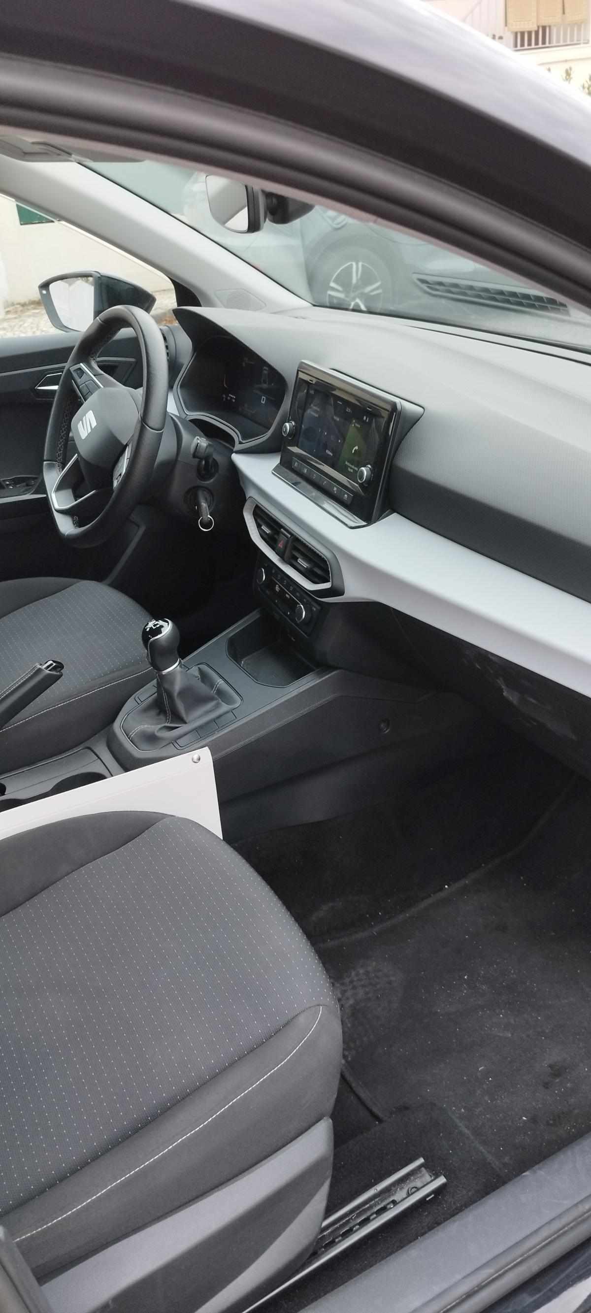 seat-ibiza-1-0-ecotsi-2024-gasolina-999cc