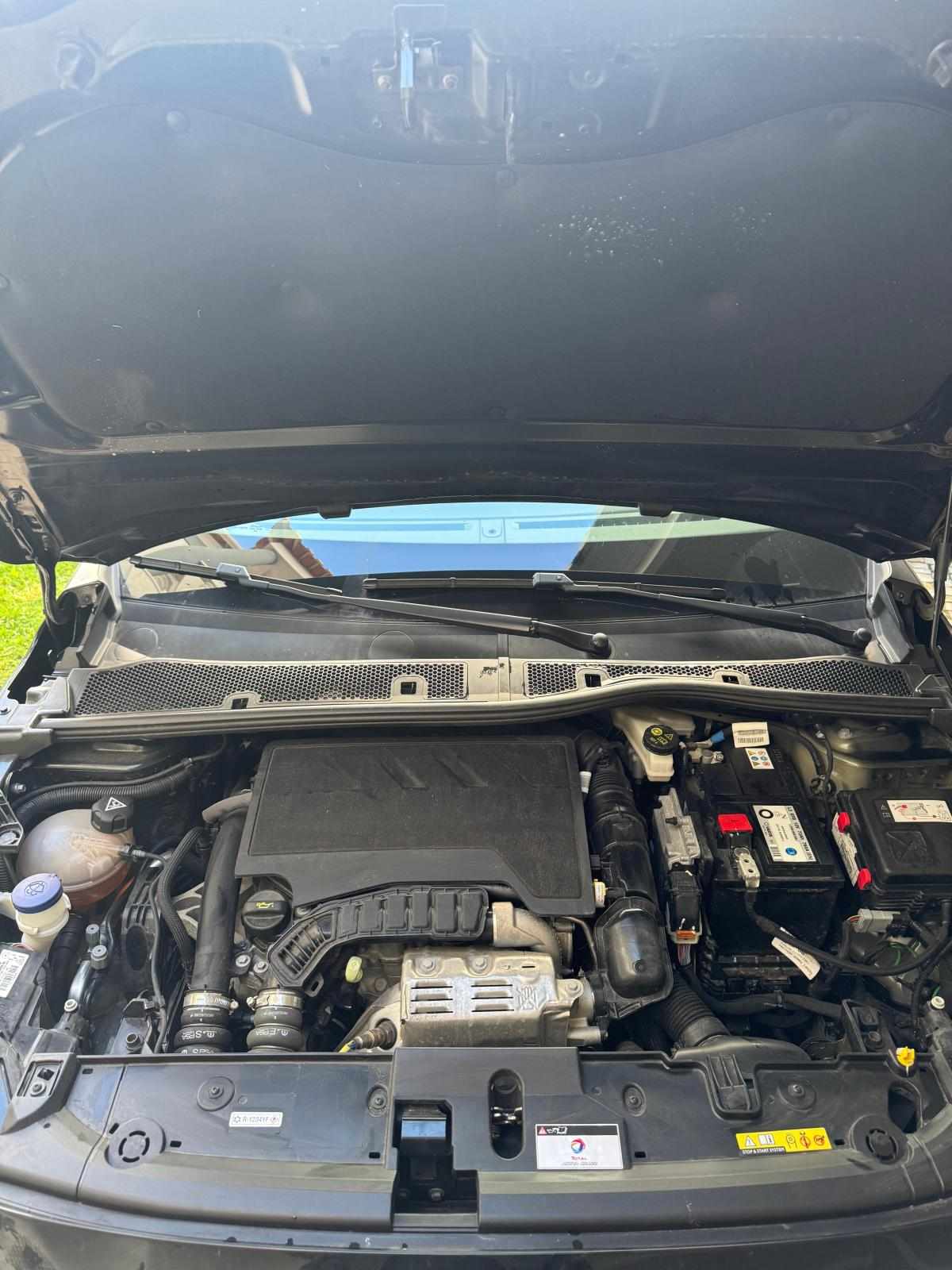 peugeot-208-1-2-puretech-2023-gasolina-1199cc