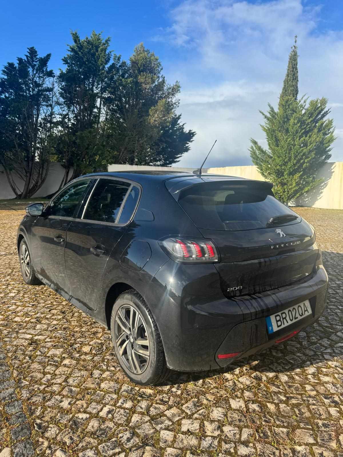 peugeot-208-1-2-puretech-2023-gasolina-1199cc