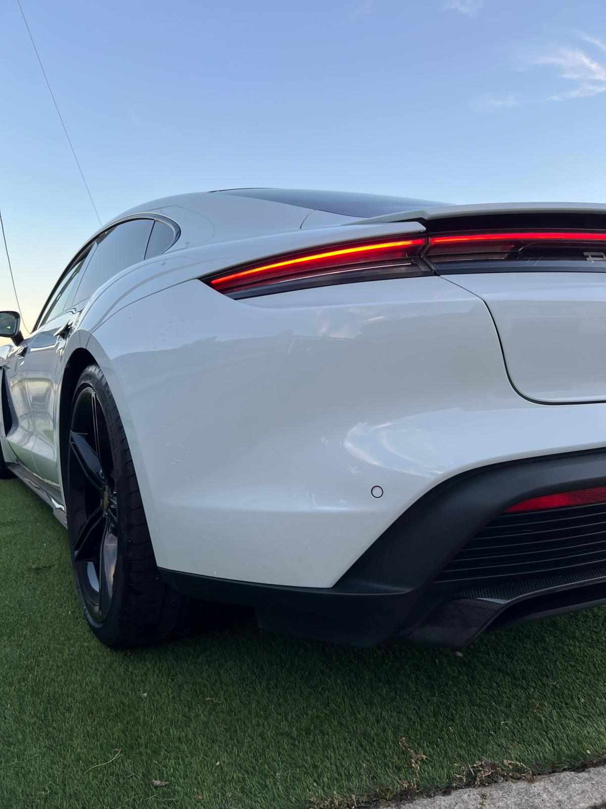 porsche-taycan-turbo-s-2020-eletrico
