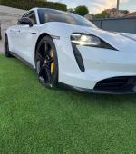 porsche-taycan-turbo-s-2020-eletrico
