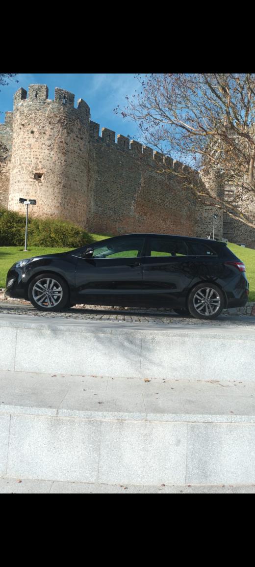 hyundai-i30-1-6-crdi-2015-diesel-1582cc