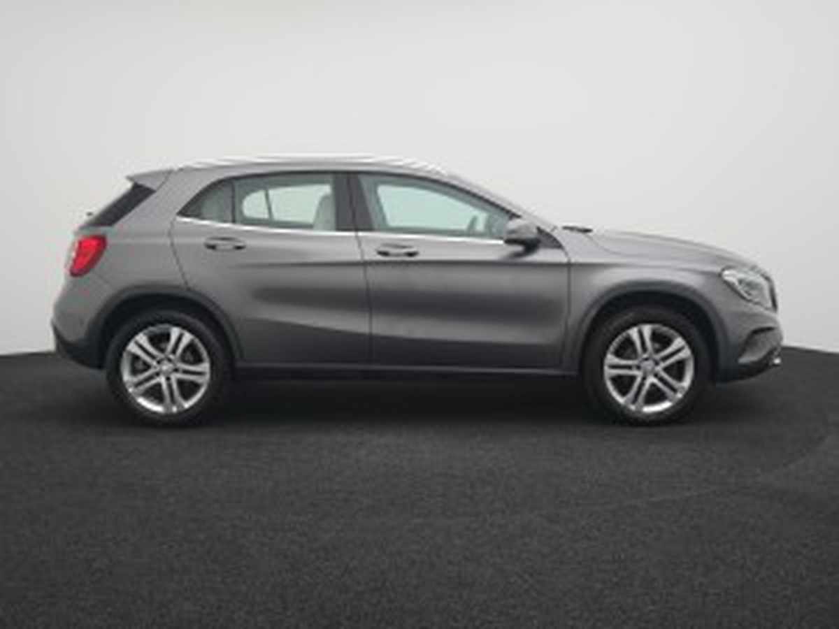 mercedes-benz-gla-180-cdi-2016-diesel-1461cc