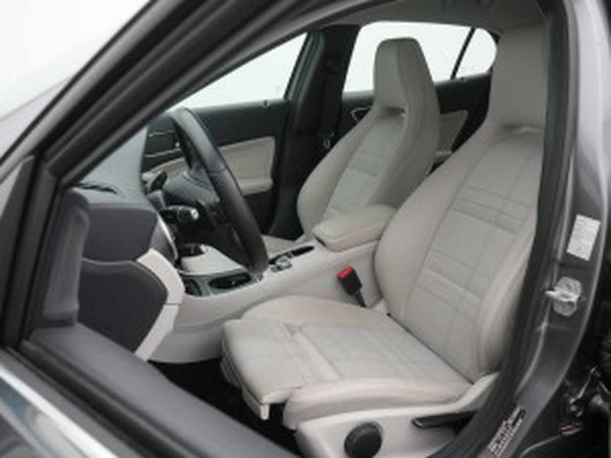 mercedes-benz-gla-180-cdi-2016-diesel-1461cc